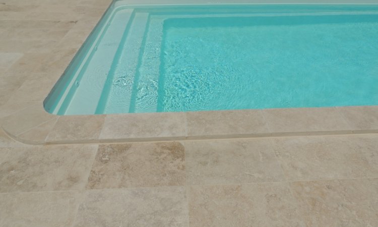 Installation de piscine coque à Bordeaux et sa région. RÊVE PISCINE